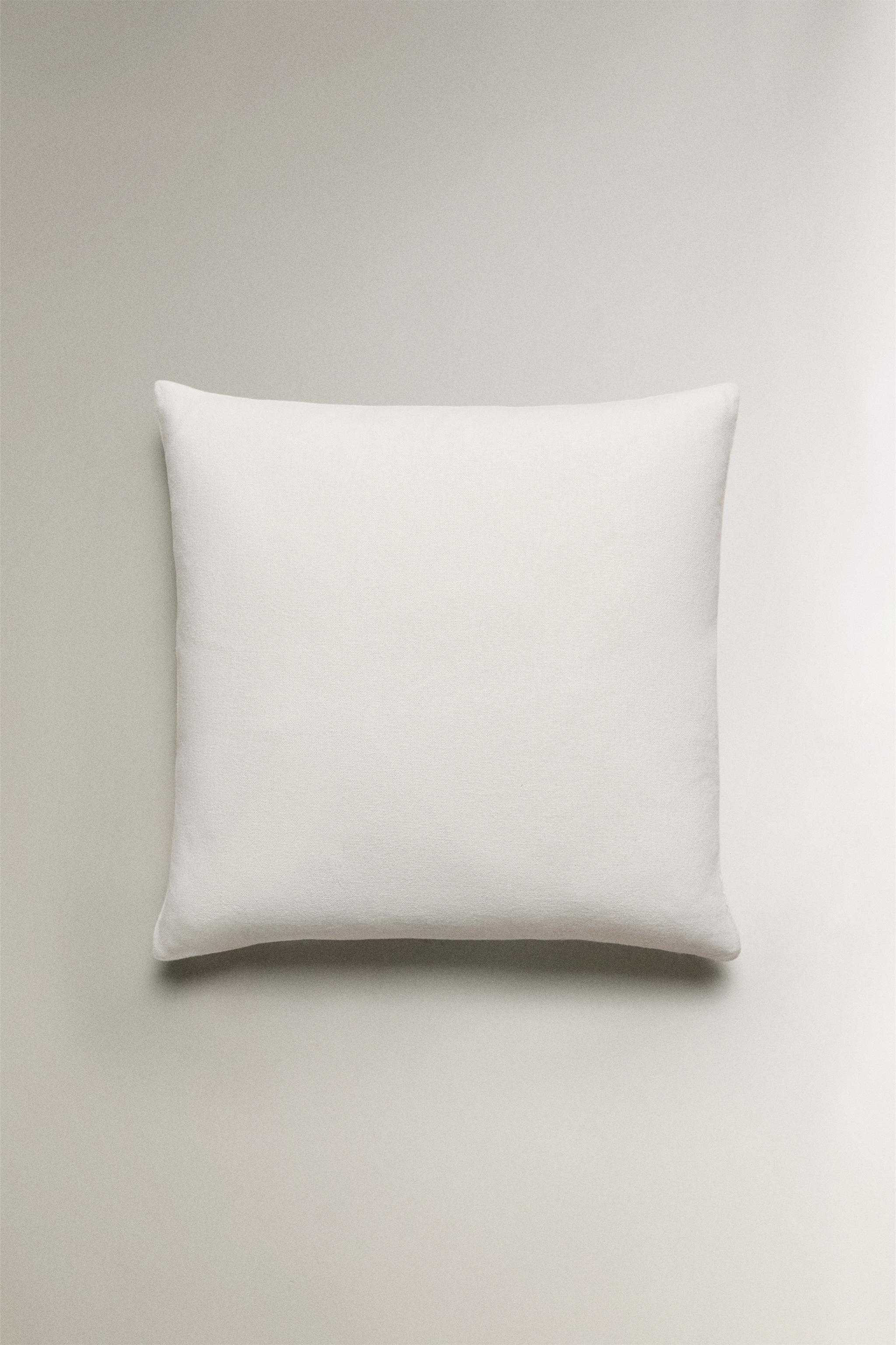 EMBROIDERED LINEN PILLOW